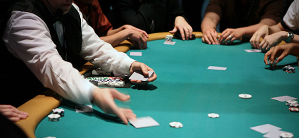 Masă de poker