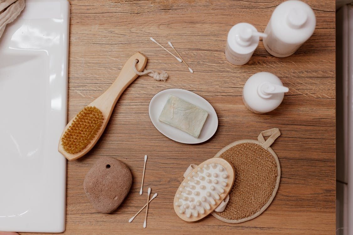 Ustensile cosmetice