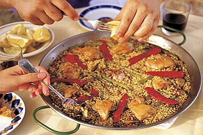 Tigaie servit, tip `paella`