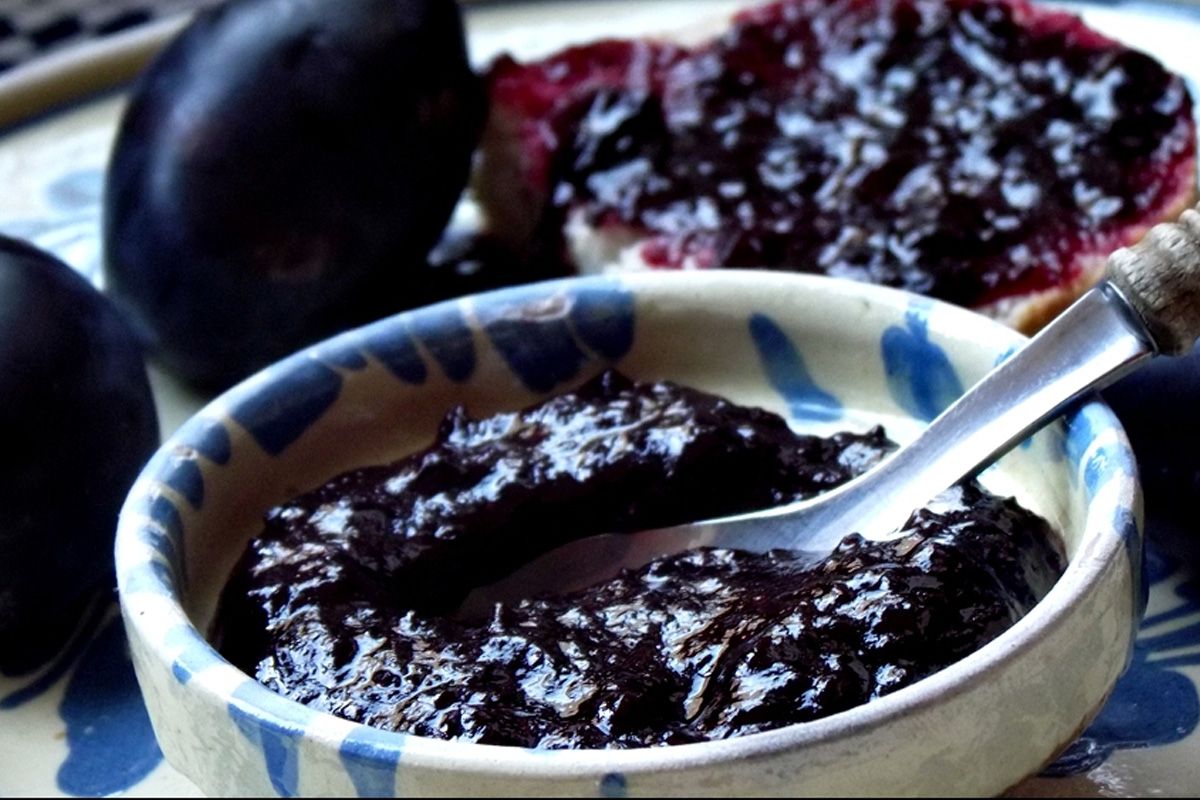 Plum jam