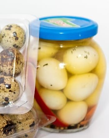 MARINATED QUAIL EGGS