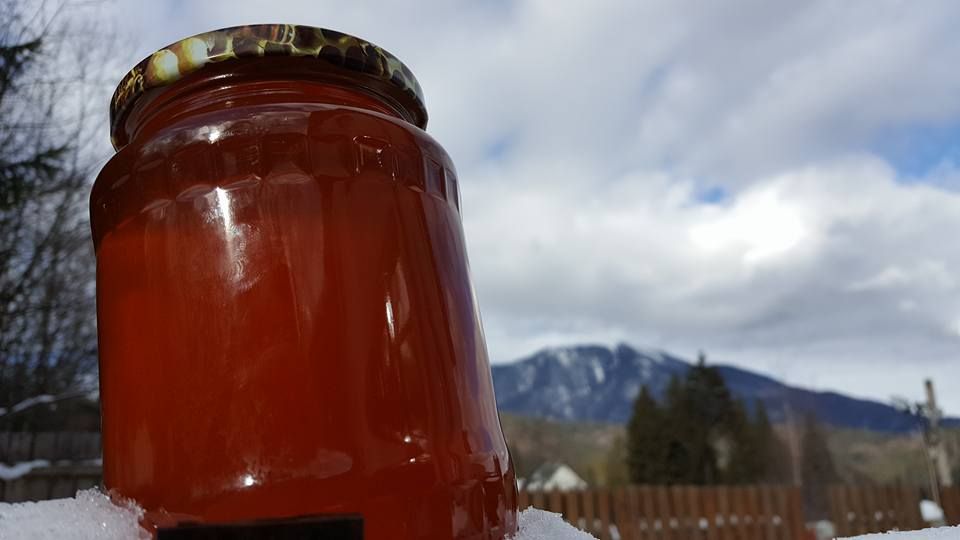 MIERE DE MANĂ/ DE PĂDURE